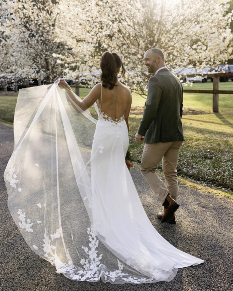 wedding dress alterations long beach Size:18